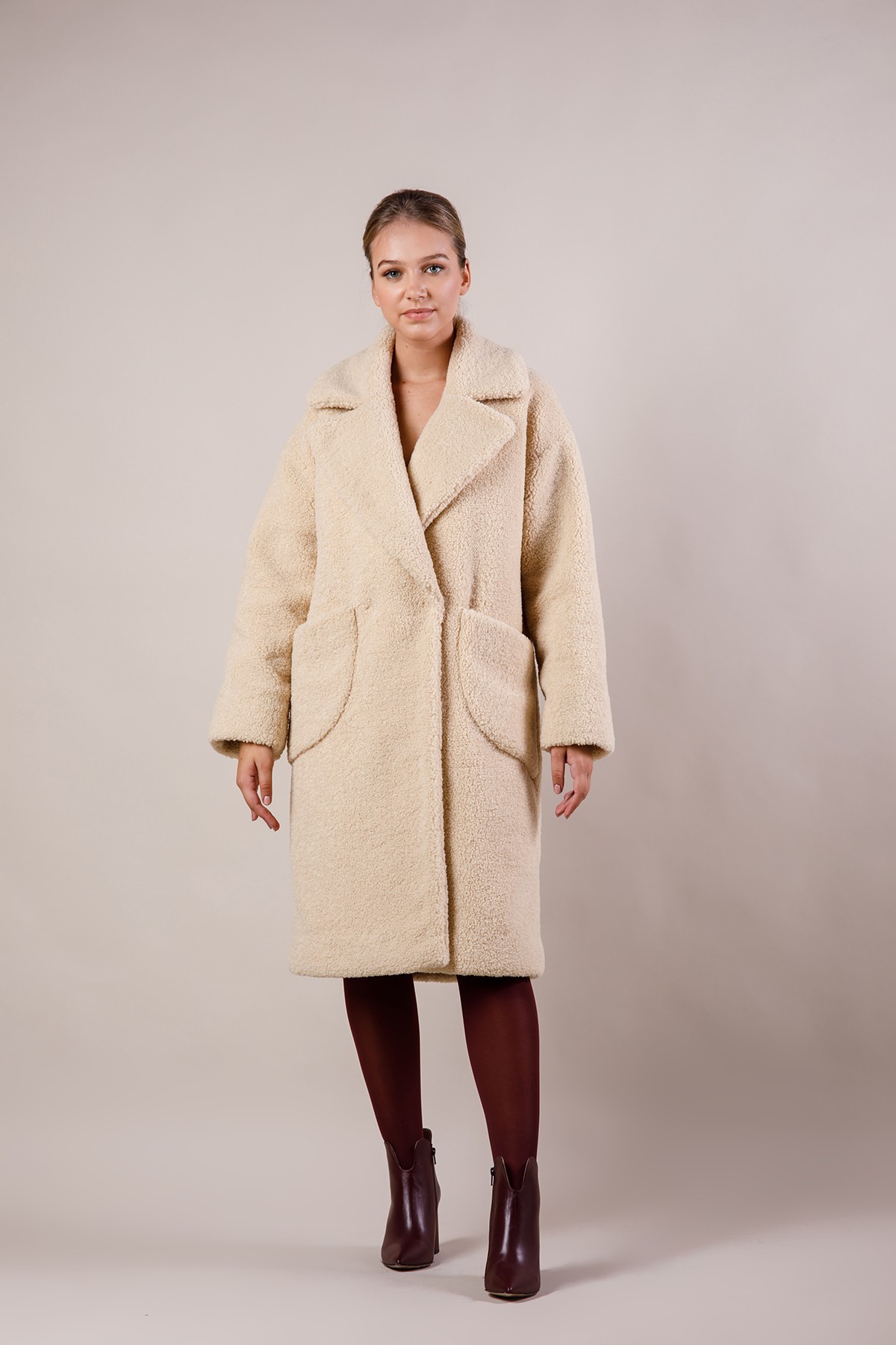 

Шуба MOMOT XL(50) песочная (19-56 beige)