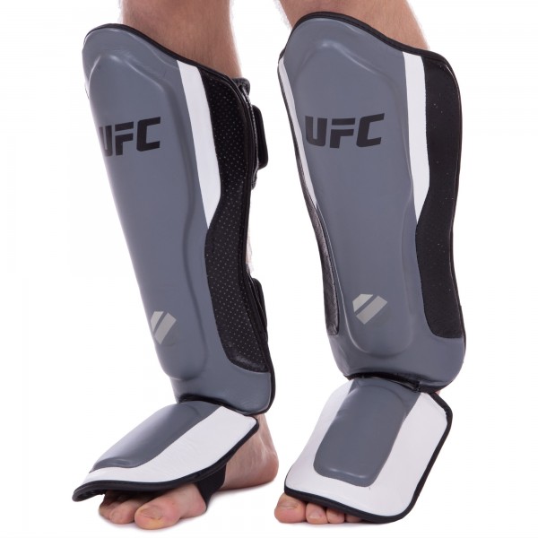 

Защита для бокса/единоборств UFC PRO Training UHK-69982 р-р L-XL Серебряный-черный (MR12985)