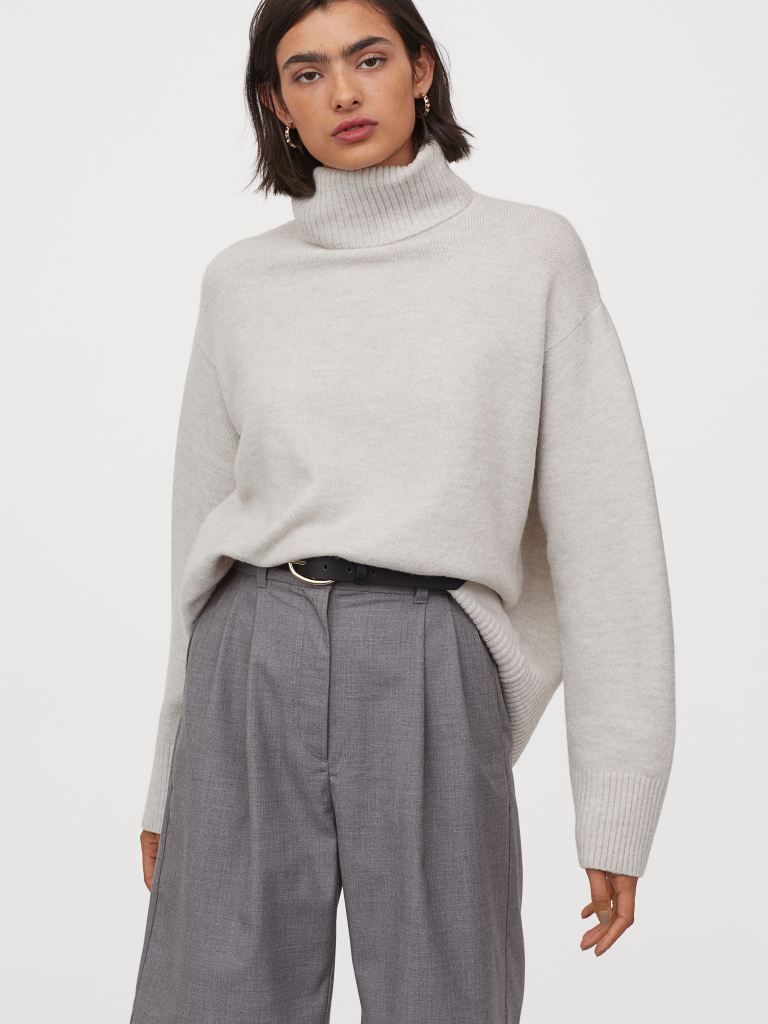 

Свитер H&M 0887771003 S (165/88А) Холодный серый