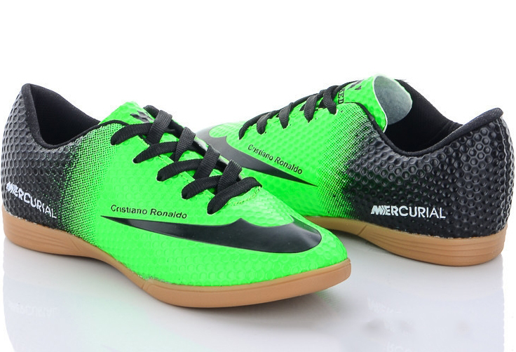 

Футзалки (бампы) на полиуретановой подошве Walked 231-futsal-green 43 Зеленый