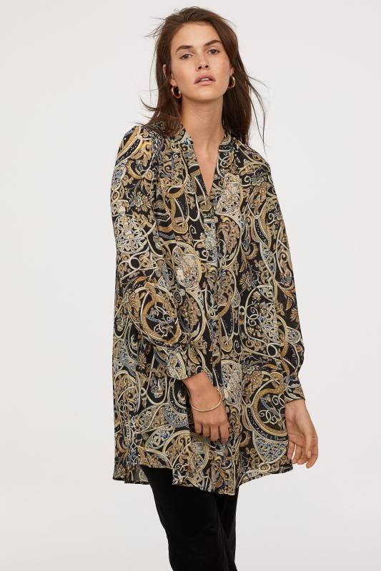 

Короткое платье H&M 42