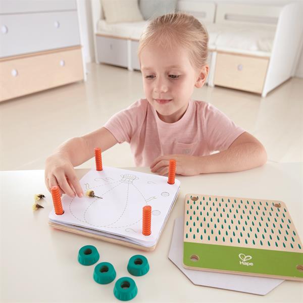 

Набор натуралиста Hape Nature Fun Гербарий (E5574)