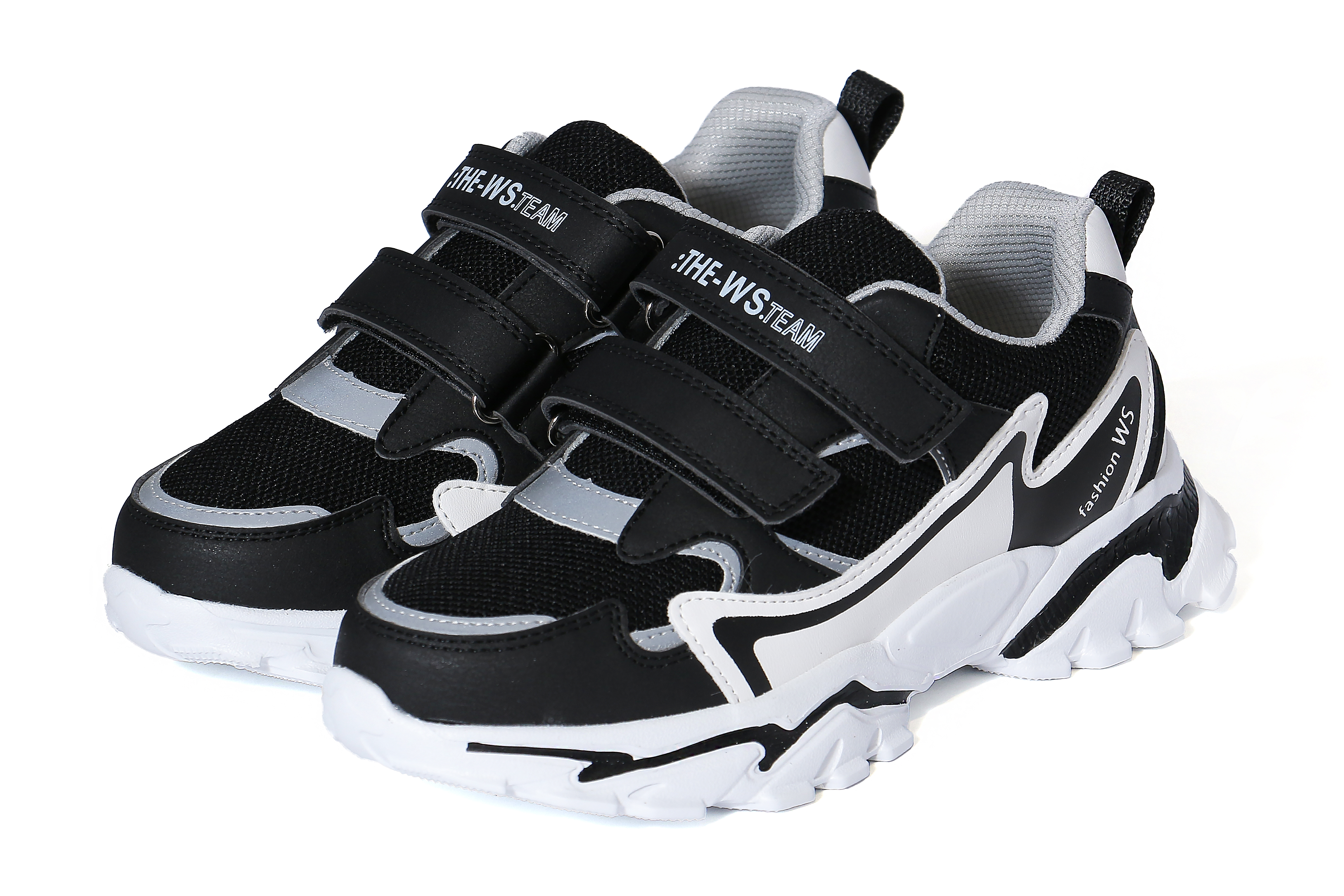 

Кроссовки WeeStep белый с черным ck322 32