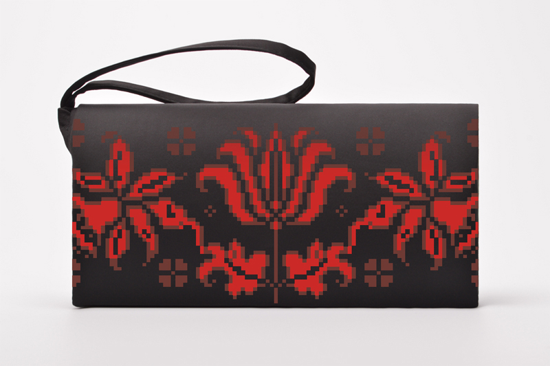 

Набір для вишивки нитками Барвиста Вишиванка заготовки пошитого клатча Дерево життя (КЛ108дЧ1301i)