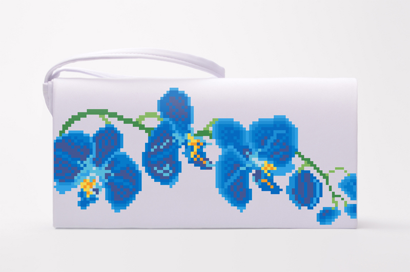 

Набір для вишивки нитками Барвиста Вишиванка заготовки пошитого клатча Сині орхідеї (КЛ183лБ1301i)