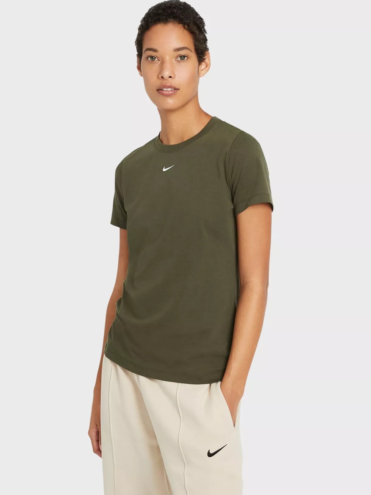

Футболка Nike W Nsw Essntl Tee Ss Crew Lbr CZ7339-325 XS