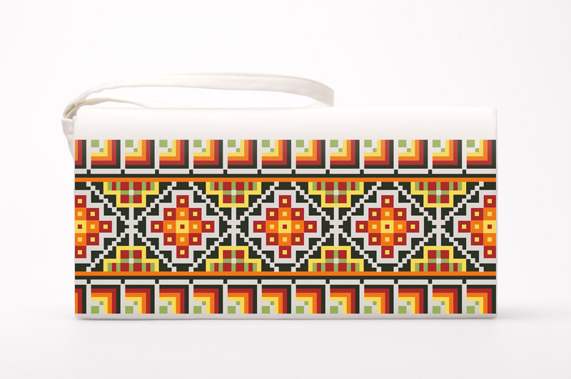 

Набір для вишивки бісером Барвиста Вишиванка заготовки пошитого клатча Прикарпаття (КЛ028лМ1301k)