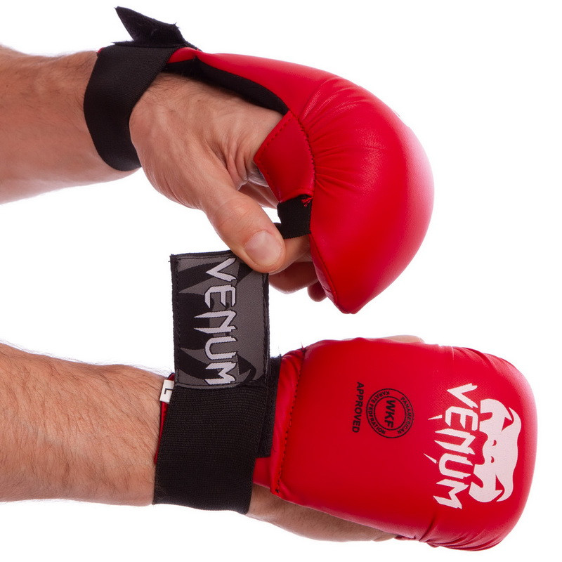 

Перчатки для карате Venum Mitts 5855 размер M Red