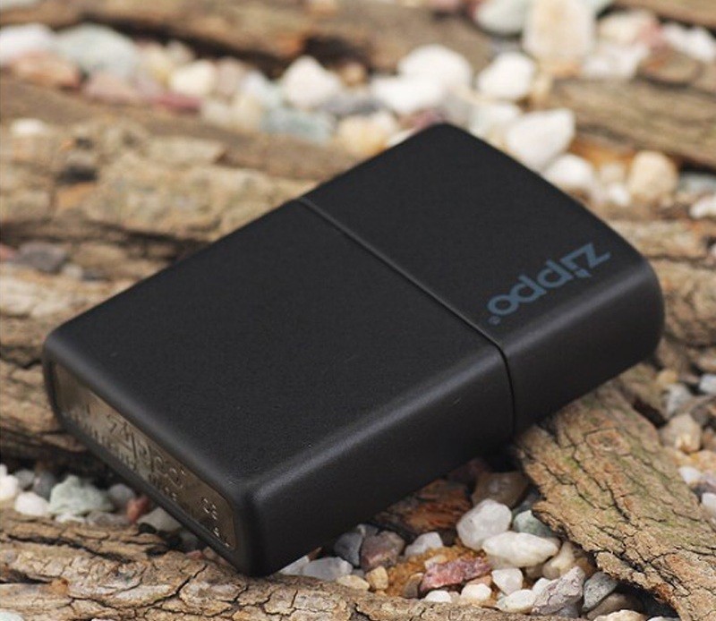 

Зажигалка Zippo 218 w/ LOGO (218 ZL)
