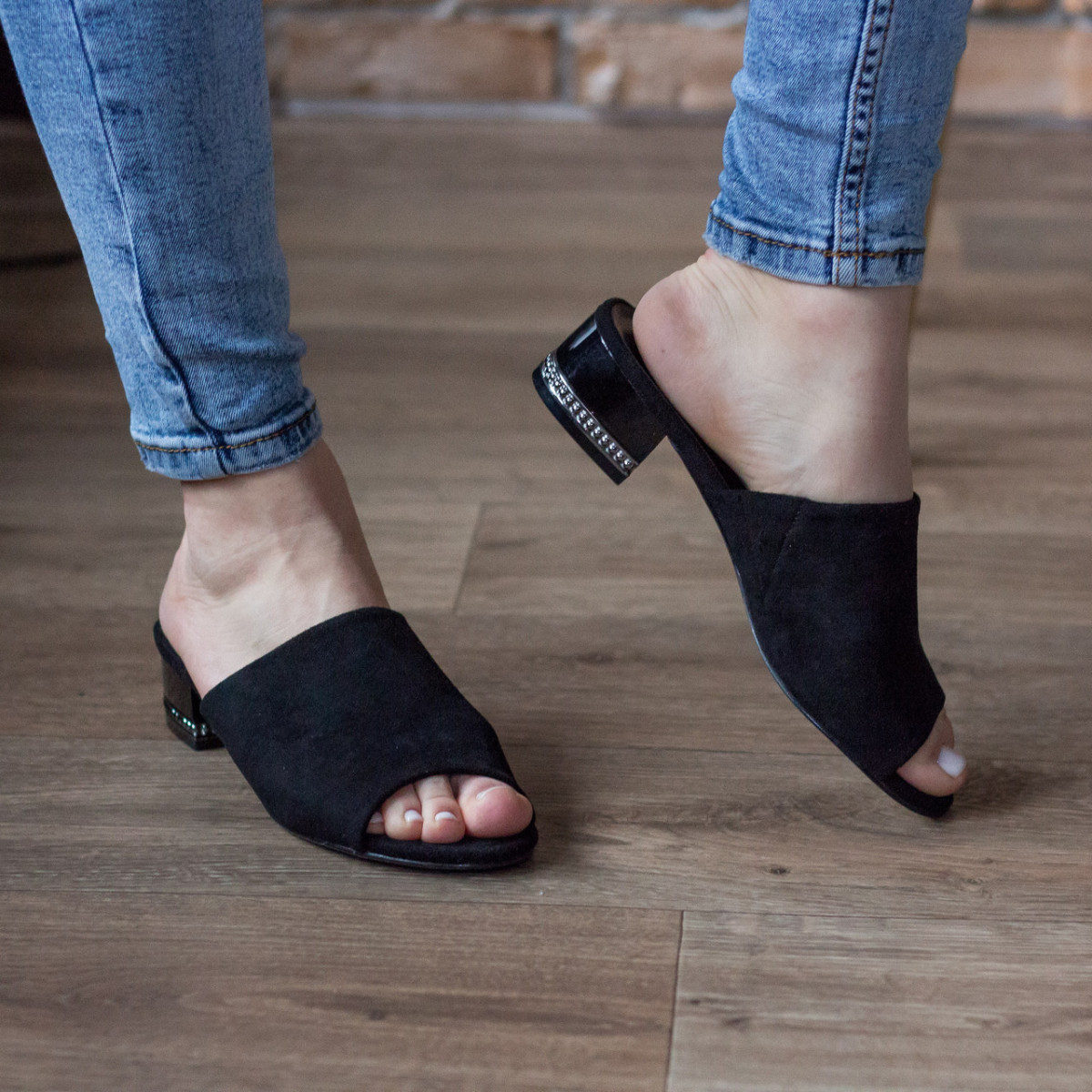 

Мюли женские Shoes Enigma 2780 40 размер 25.5 см Черный