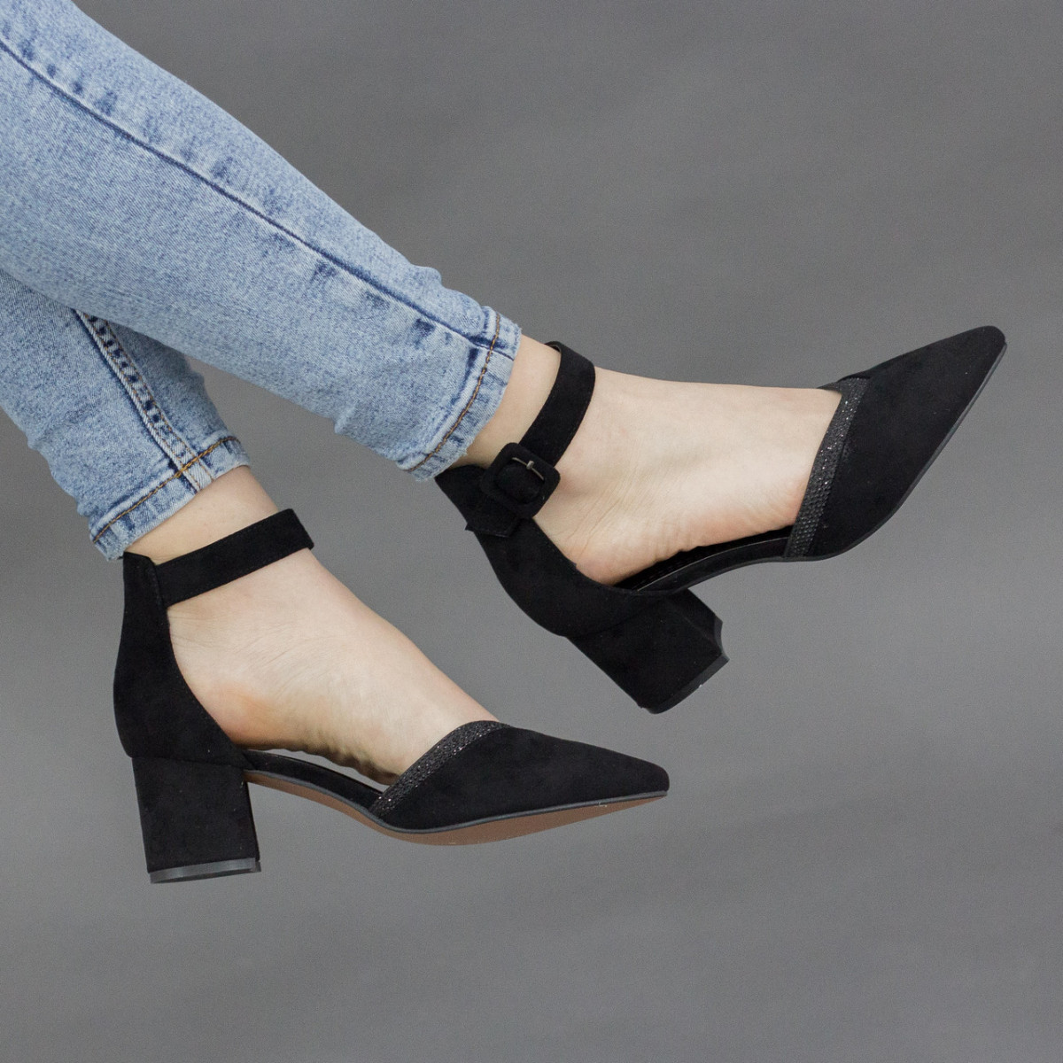 

Туфли женские Shoes Abraxas 2738 40 размер 25.5 см Черный