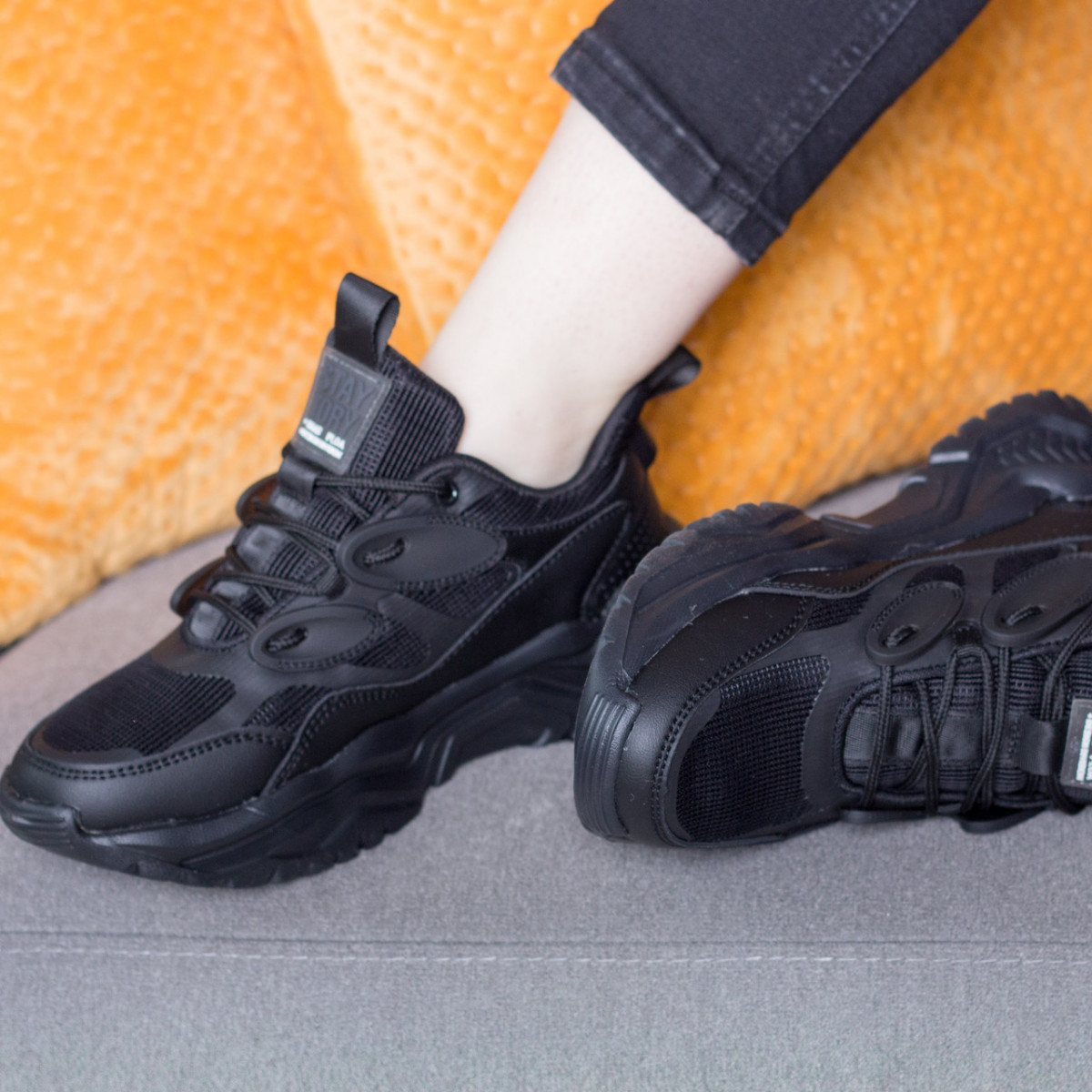 

Кроссовки женские Shoes Questor 2699 36 размер 23.5 см Черный