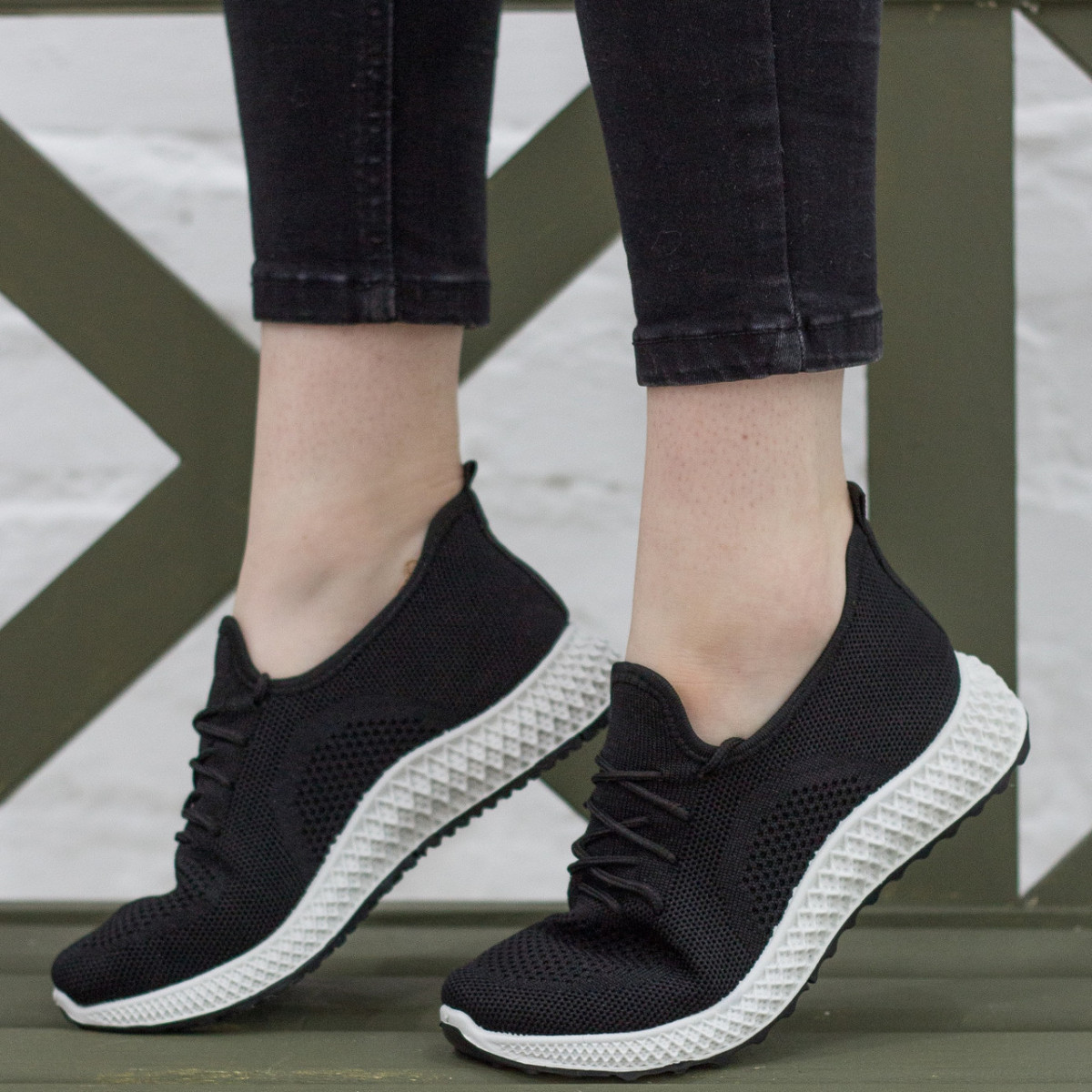 

Кроссовки женские Shoes Estelle 2810 41 размер 25.5 см Черный