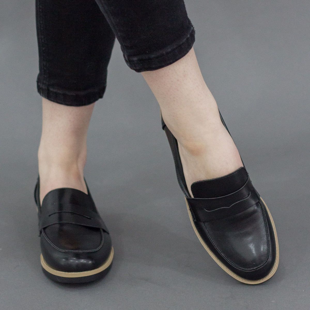 

Лоферы женские Shoes Flicker 2804 38 размер 24.5 см Черный