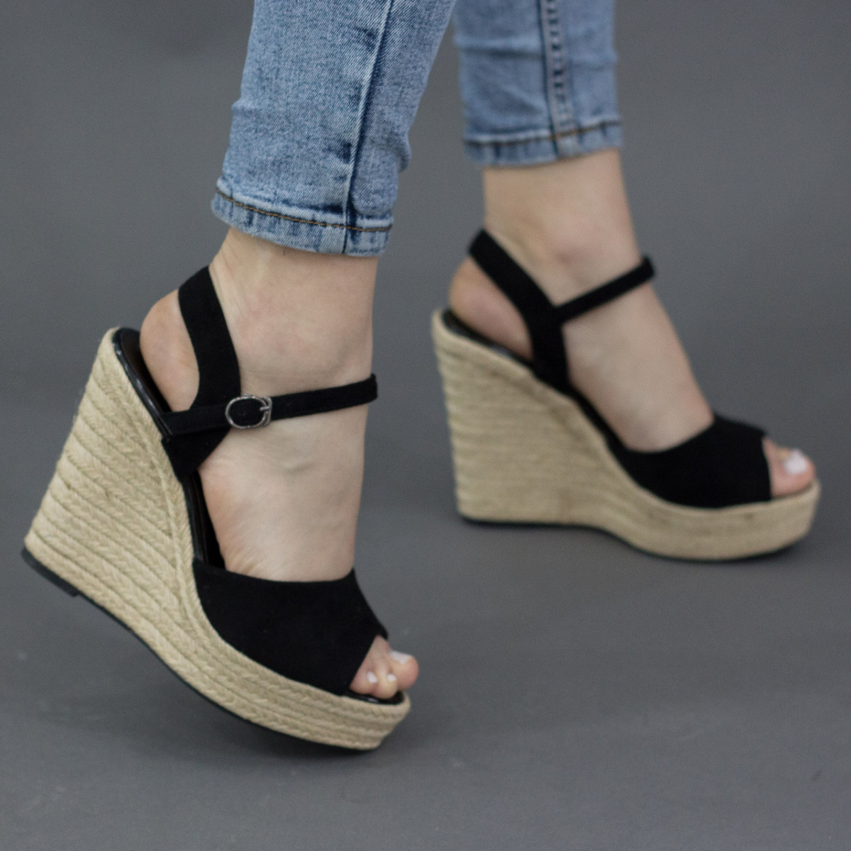 

Женские босоножки Shoes Abendigo 2732 37 размер 24 см Черный