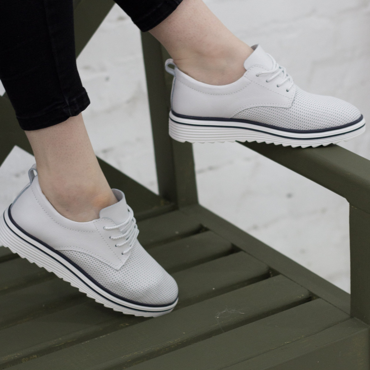 

Кроссовки женские Shoes Saffi 2688 40 размер 25.5 см Белый