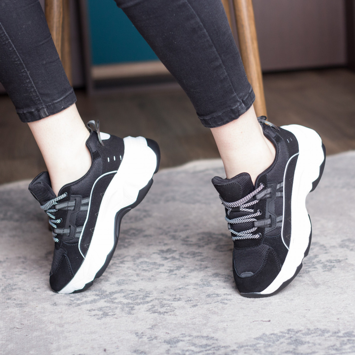 

Кроссовки женские Shoes Westie 2675 37 размер 23.5 см Черный