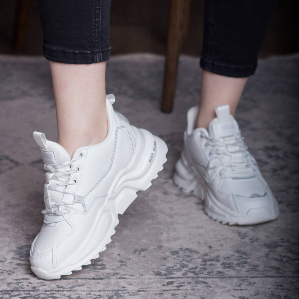 

Кроссовки женские Shoes Querida 2696 39 размер 25 см Белый