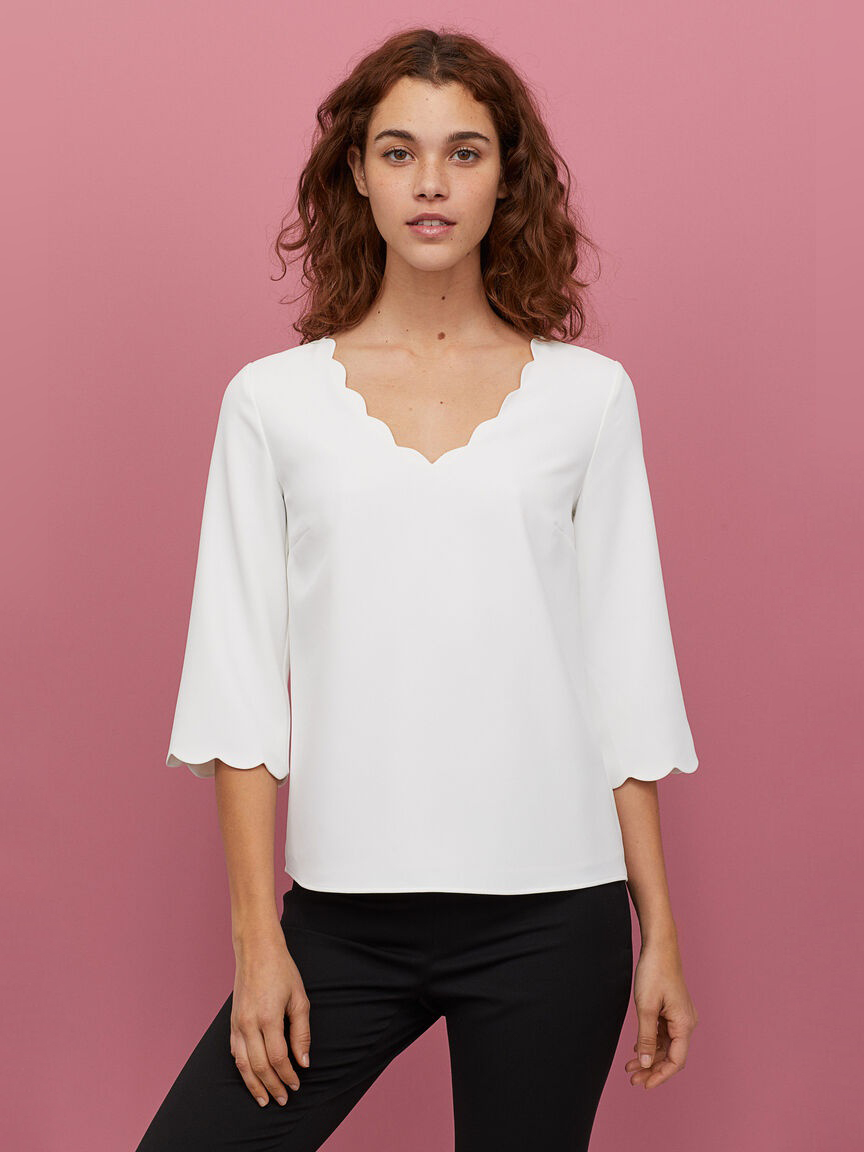 

Блузка H&M 060835471 44 Белая