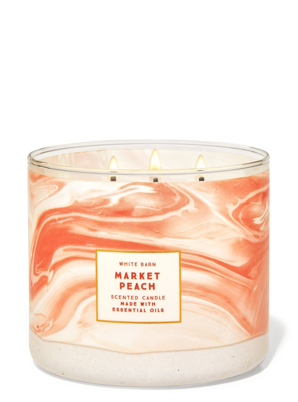 

Свеча ароматическая трехфитильная Bath and Body Works Market Peach 411 г