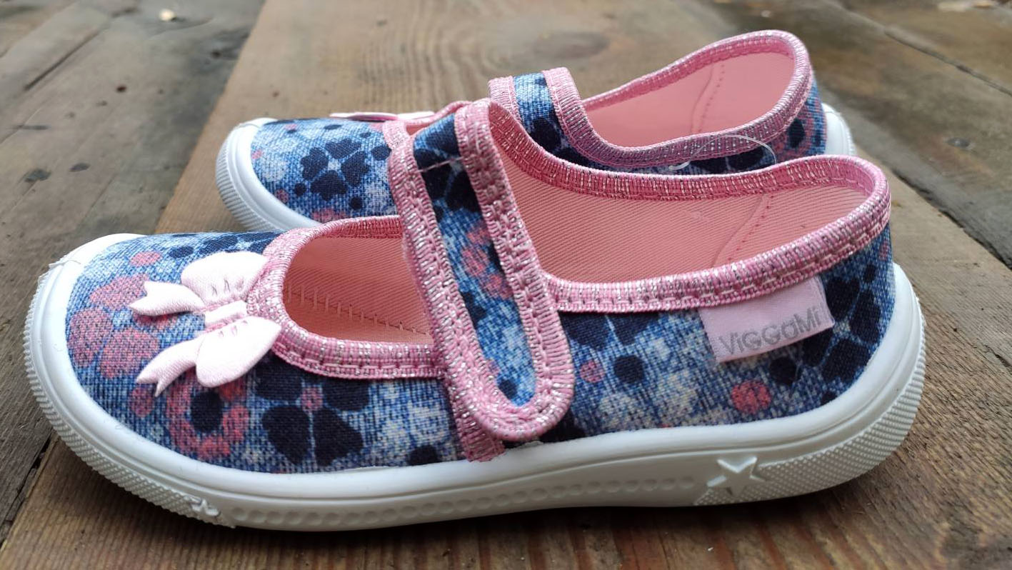 

Текстильні балетки для дівчинки Viggami Greta kwiaty 31 блакитно-рожевого кольору. 36