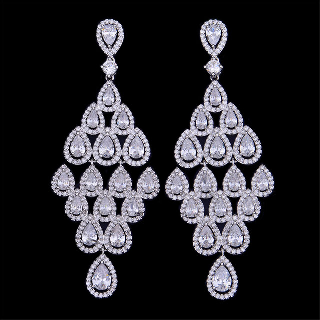 

Серьги-люстры Современные DiaDemaGrand Серебряный с белым камнем (041874-15-2)