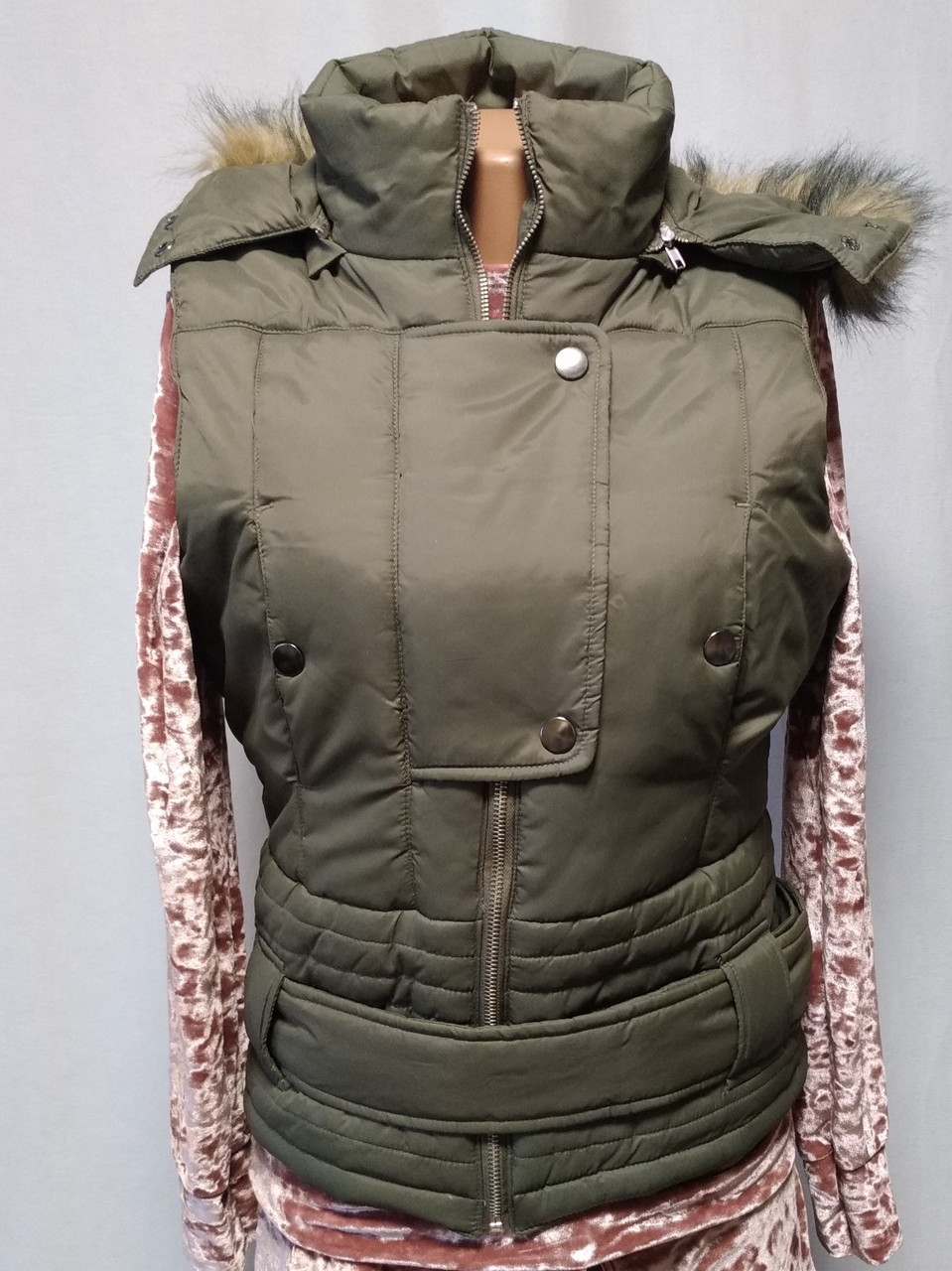 

Жилет New Look 46-48 M оливковый 20-00145