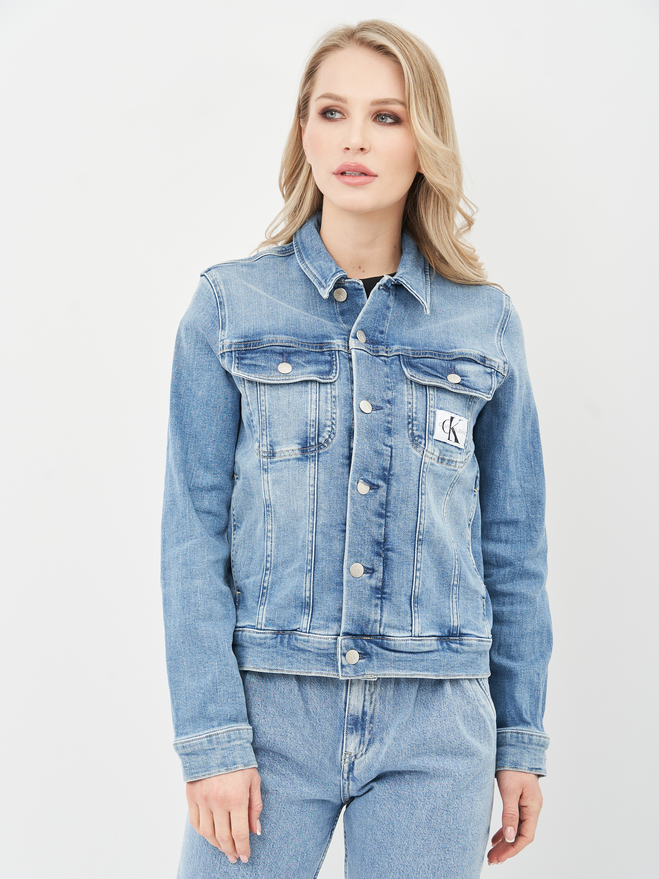 

Джинсовая куртка Calvin Klein Jeans Regular 90'S Denim Jacket J20J215928-1AA XL Denim Light