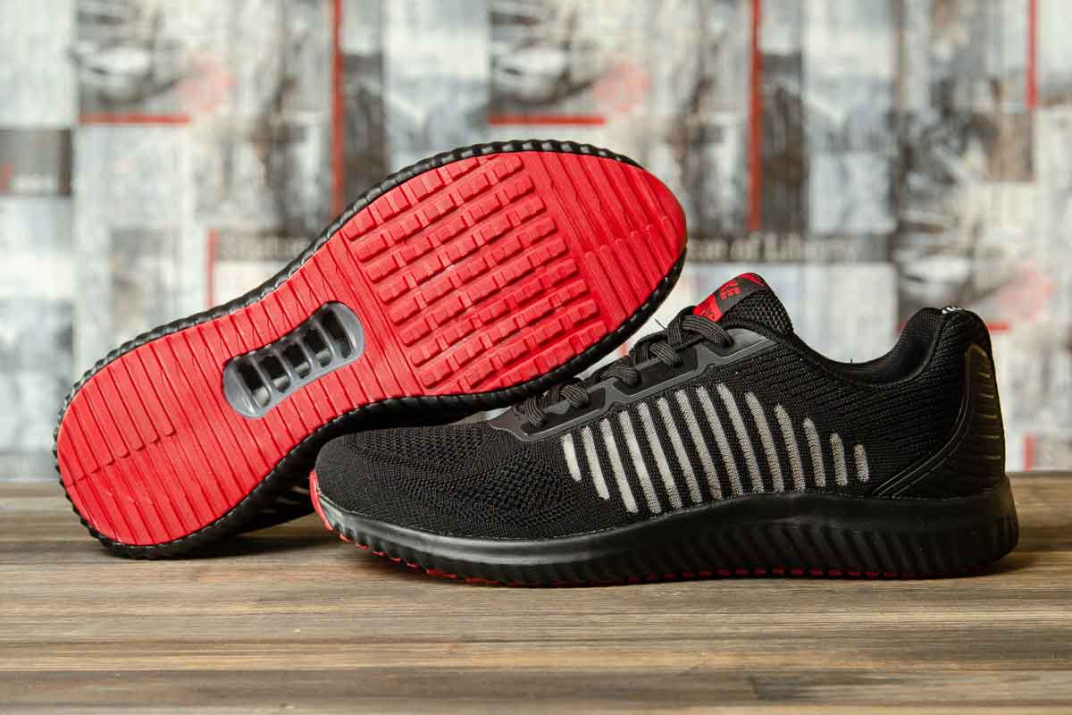 

Кроссовки мужские 16461, Yike Running, черные, р. 43-28,0см.