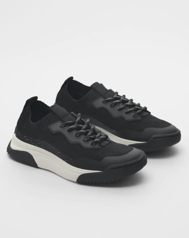 

Кроссовки для мальчика 5878 ZARA 35 Черный 43608