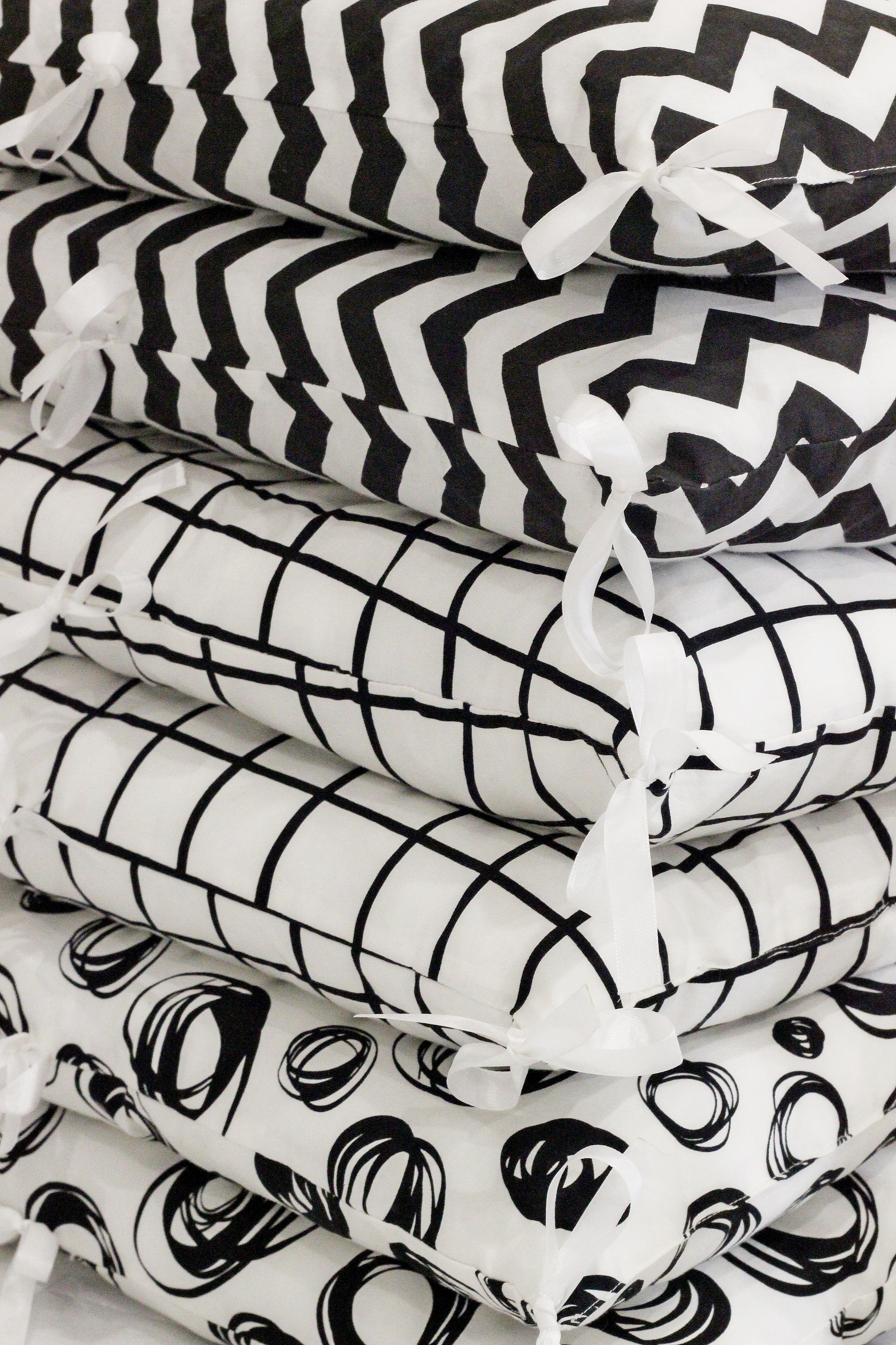

Бортики в детскую кроватку Lamon Monochrome 2 30х60 6 шт