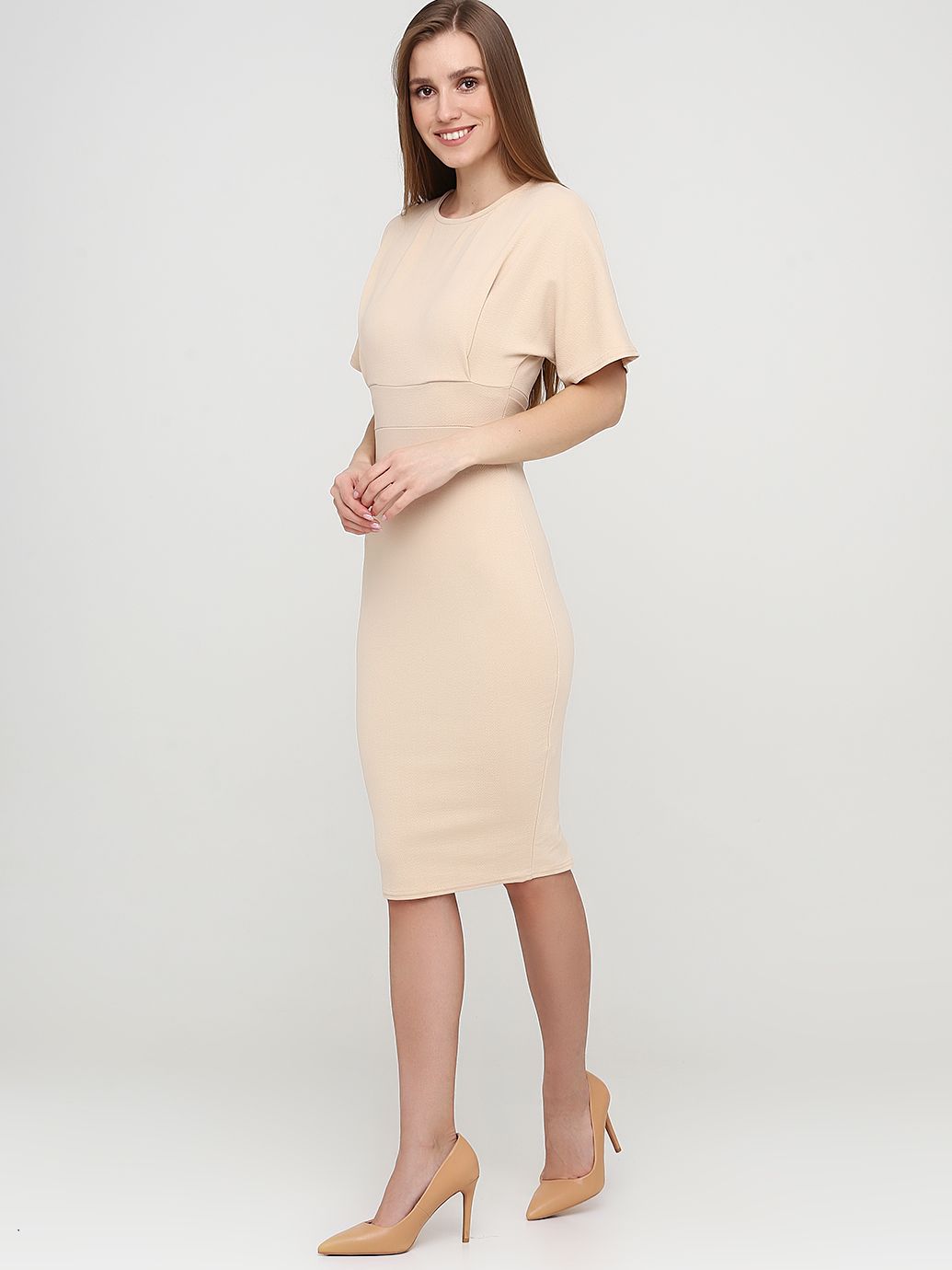 

Платье Boohoo UB1046613 36 Бежевое