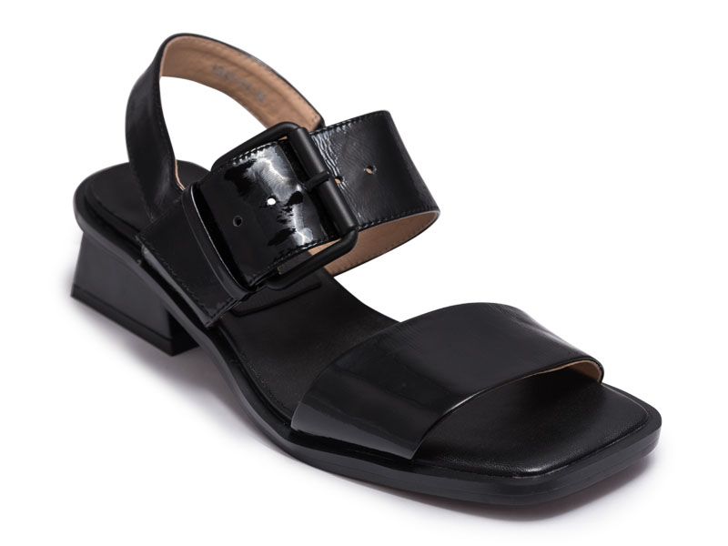 

Босоножки BROCOLY 1933-01-A025 37 Черные