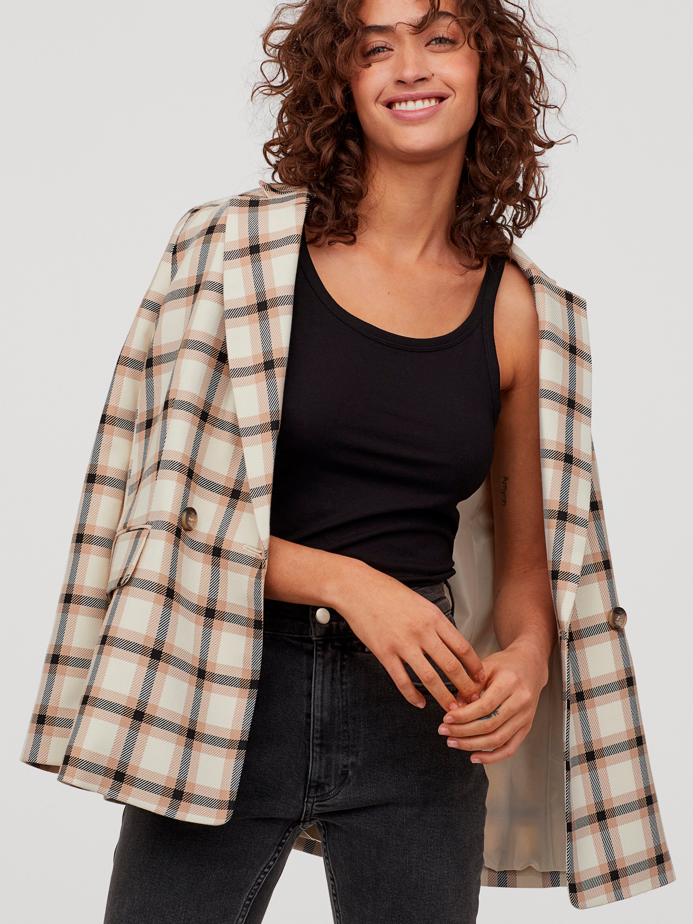 

Майка H&M 0841383-1  Черная, Майка H&M 0841383-1 L Черная