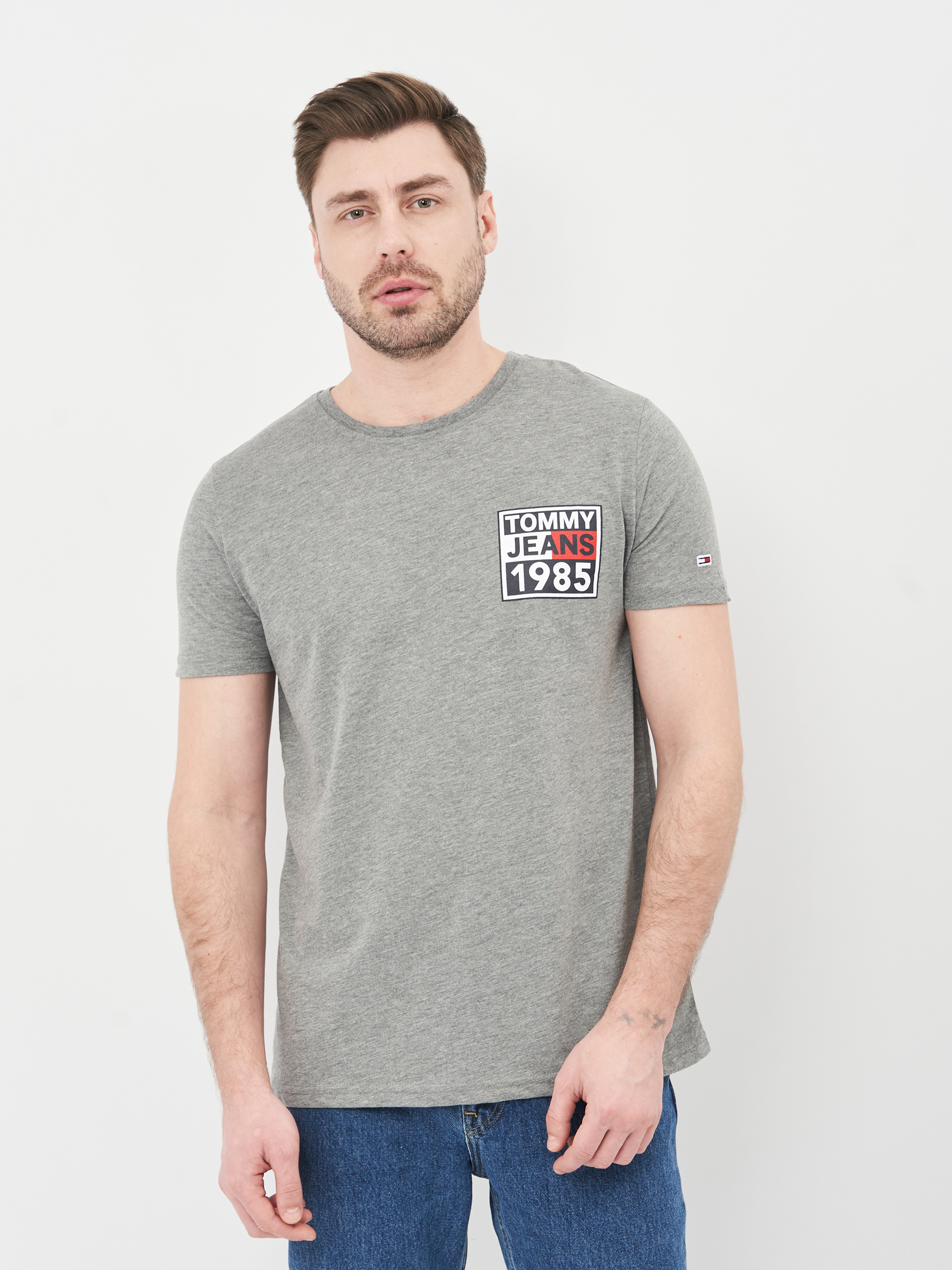 Акція на Футболка Tommy Jeans 10603.3 2XL (52) Сіра від Rozetka