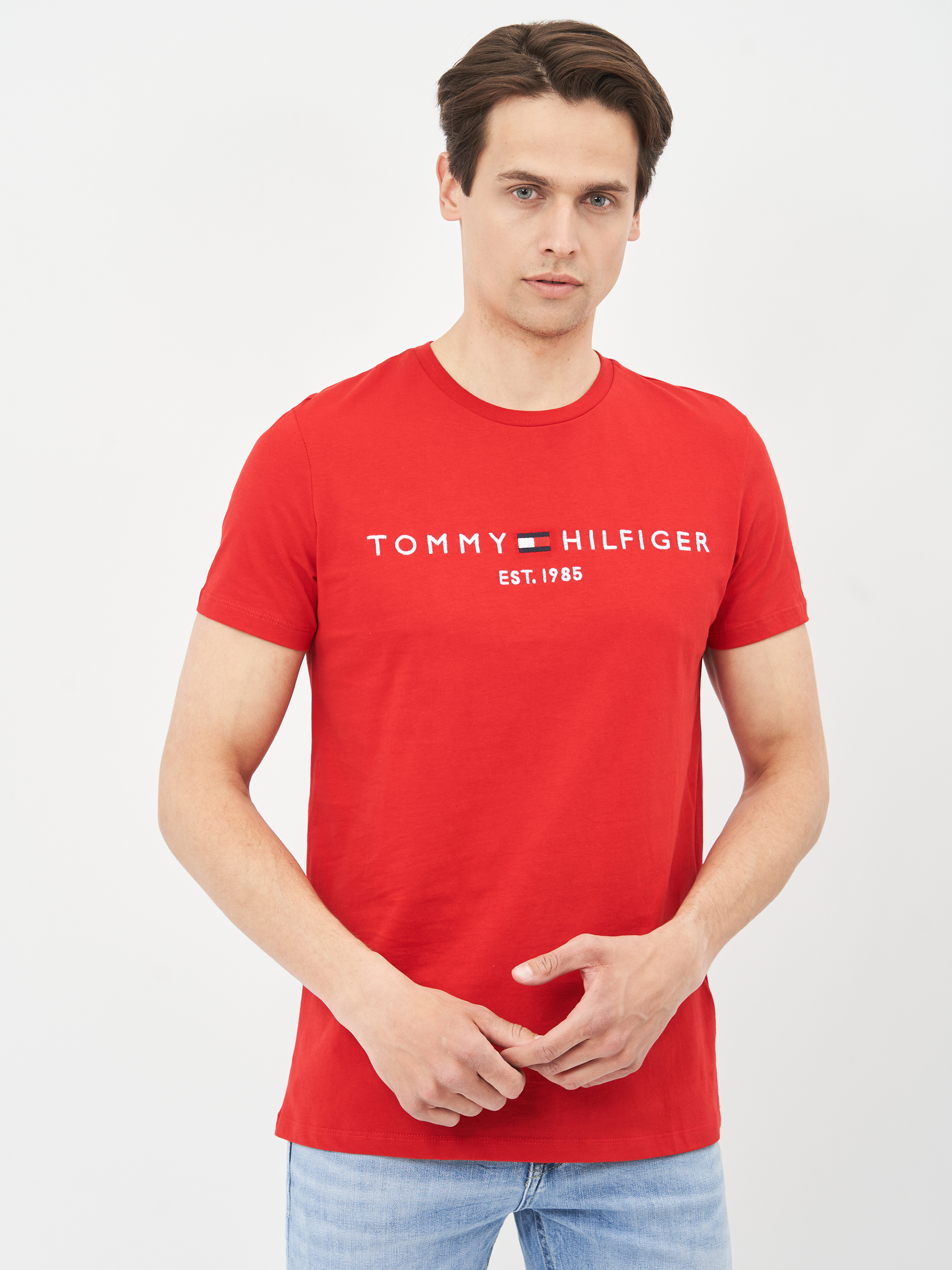 Акція на Футболка Tommy Hilfiger 10615.5 M (46) Червона від Rozetka