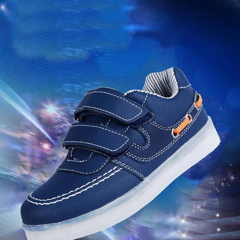 

Кроссовки светящиеся детские Blue 2300 д. 33 р.
