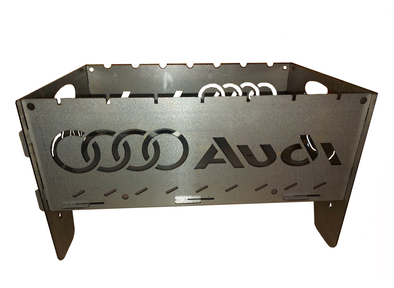 

Переносной металлический Мангал разборной BPS с логотипом автомобиля AUDI 2 мм на 7 шампуров для дачи отдыха