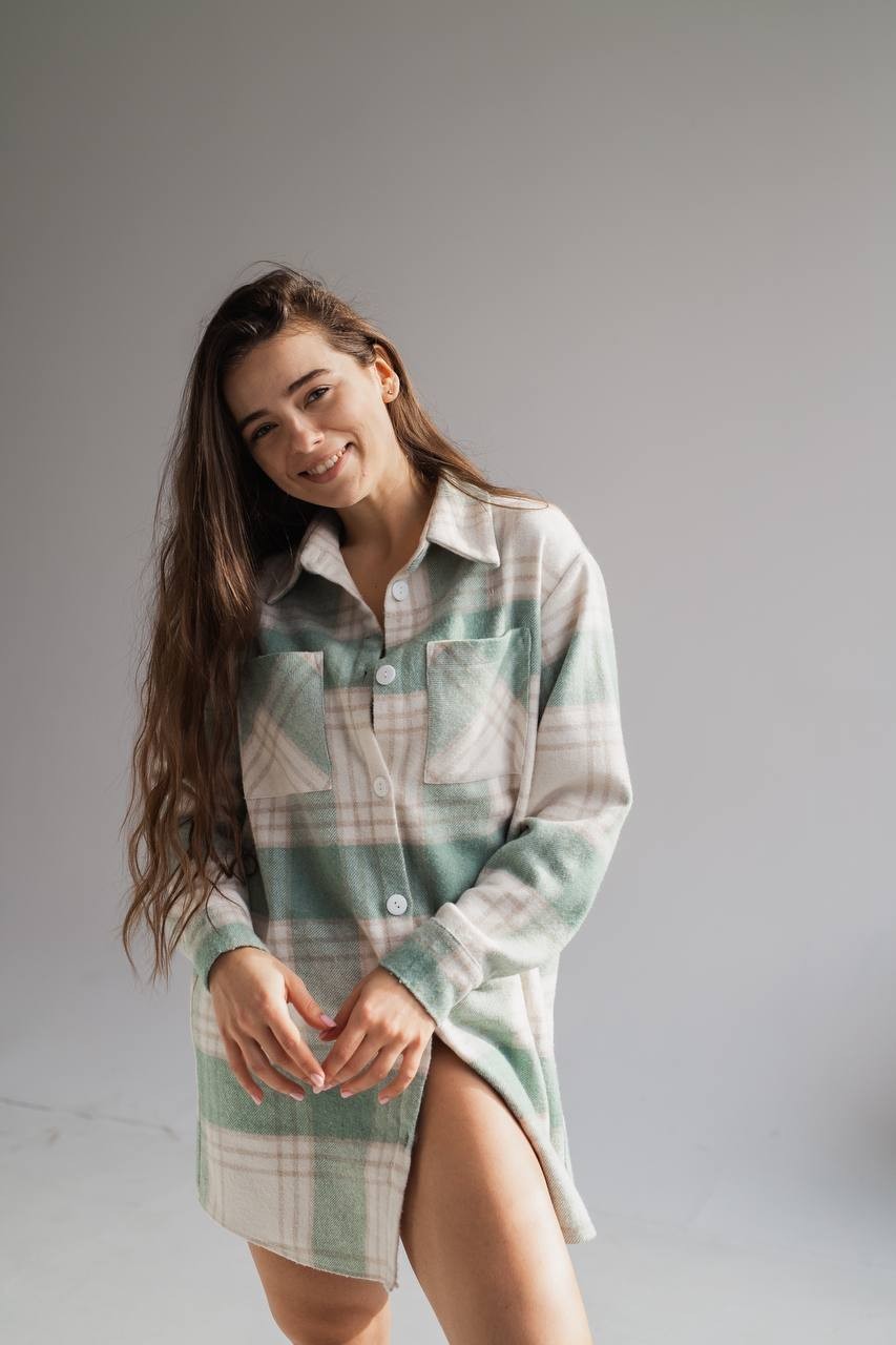 

Рубашка Hochu.brand M из байки в клетку мятная