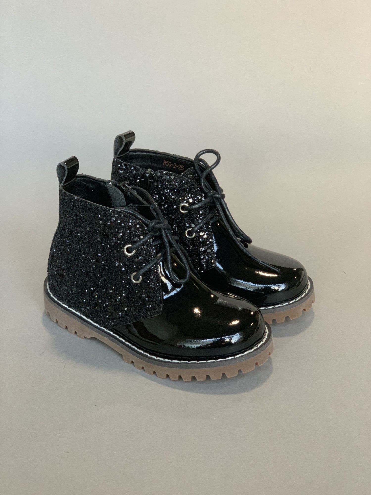 

Ботинки EVIE shoes Pippa 33 Черные (125-1L 33)