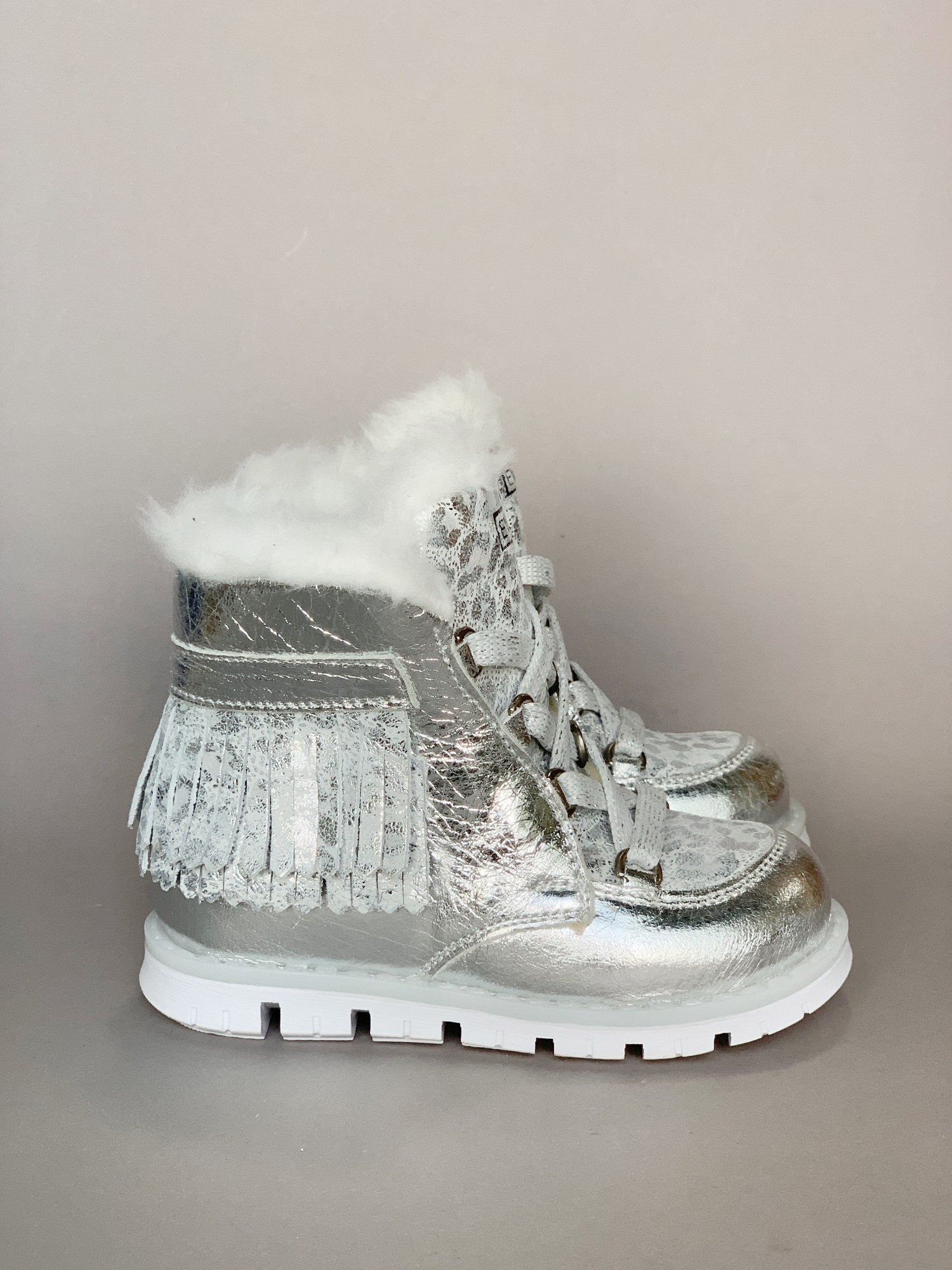 

Ботинки EVIE shoes Agnes 29 Светло-серые (Silver 138-2 K)