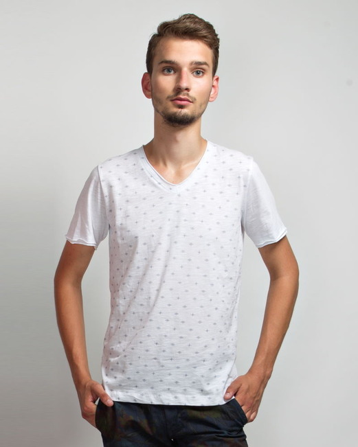 

Футболка Geffe 1543 P41 L білий