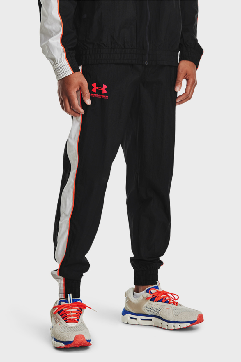 

Мужские черные спортивные брюки UA WOVEN TRACK PANT Under Armour  1361646-001, Мужские черные спортивные брюки UA WOVEN TRACK PANT Under Armour S 1361646-001