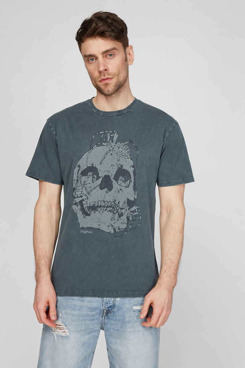

Мужская серая футболка Skull & Spiders Lessio Tigha L 106076