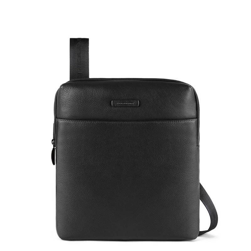 

Мужская кожаная сумка Piquadro Modus Restyling Black с отд. для iPad