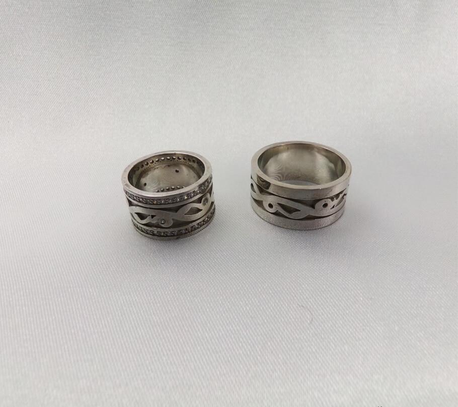 

Обручальные кольца эксклюзивные Maxi Silver 2592 ZL, размер 15.5