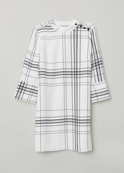 

Платье H&M 36 Черно-белое (1084-517)