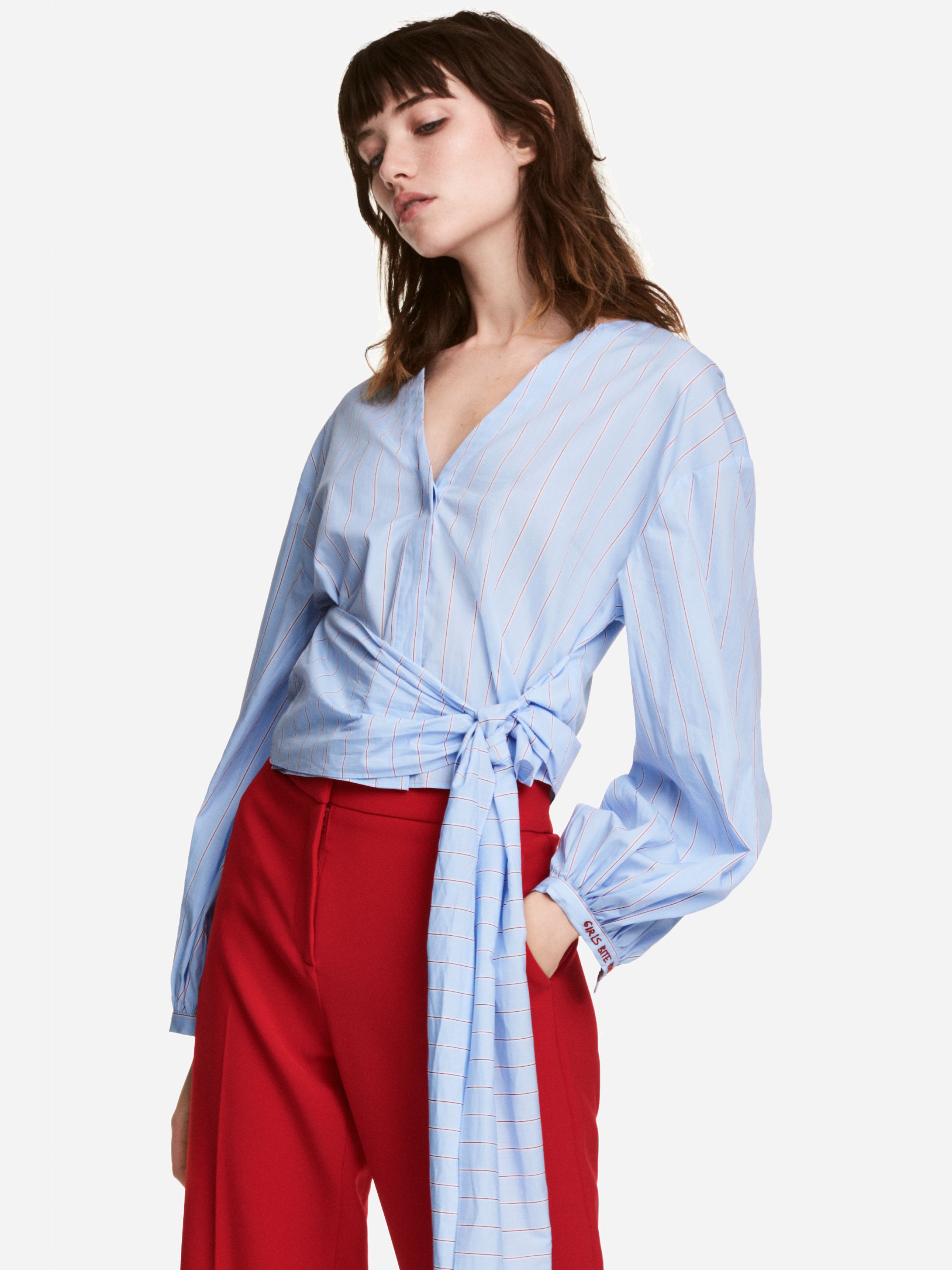 

Блузка H&M 5457156-ABWZ 42 Голубая