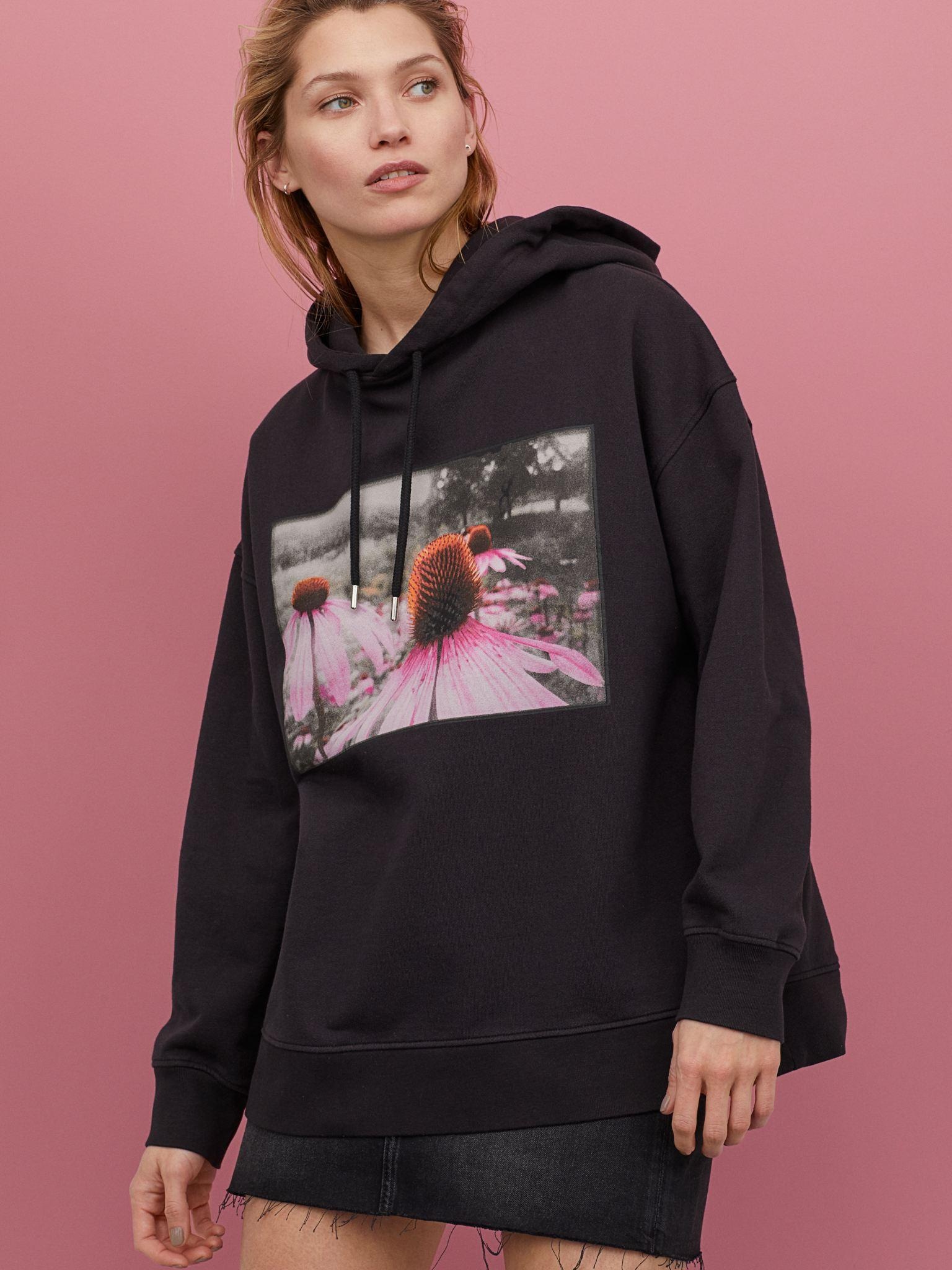 

Худи H&M 8592141-AAPU L Черное (DD3000002525539_PS2030000085941)