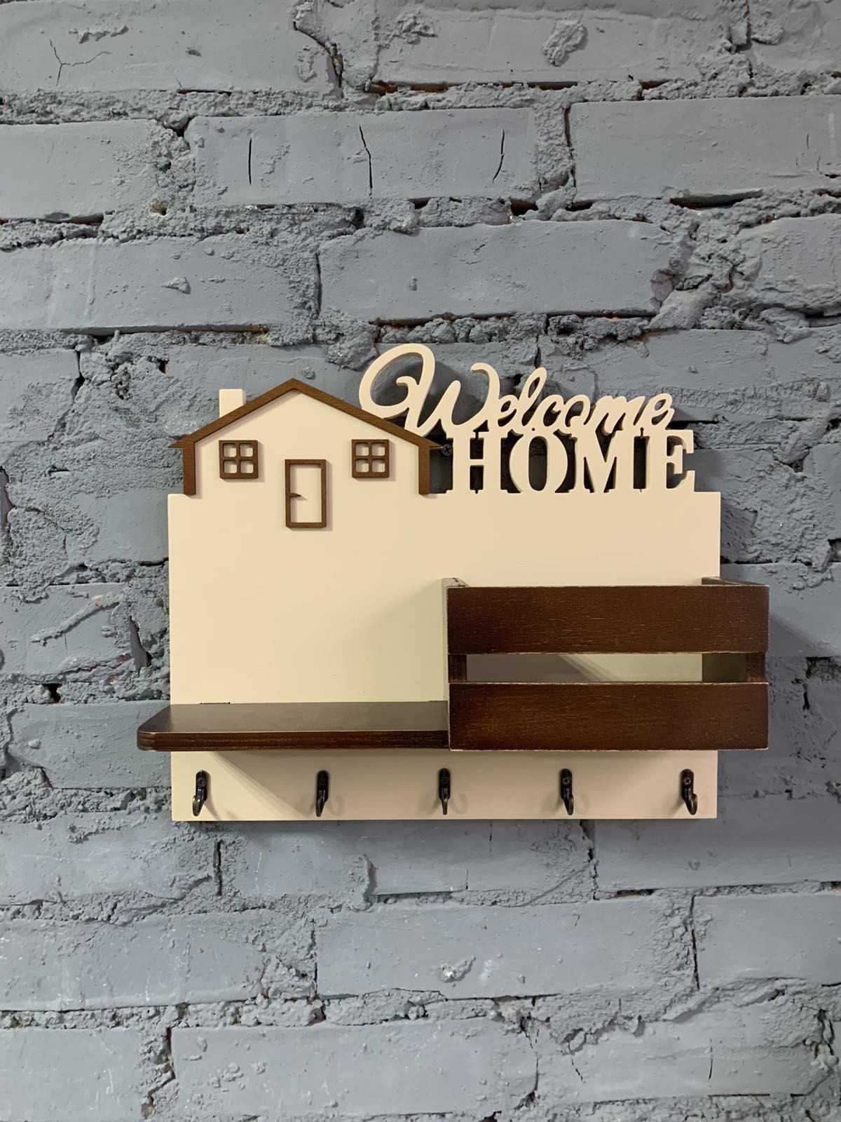 

Ключница настенная для дома Pick Wood Welcome Home с полкой и кармашком (004H0537/154)